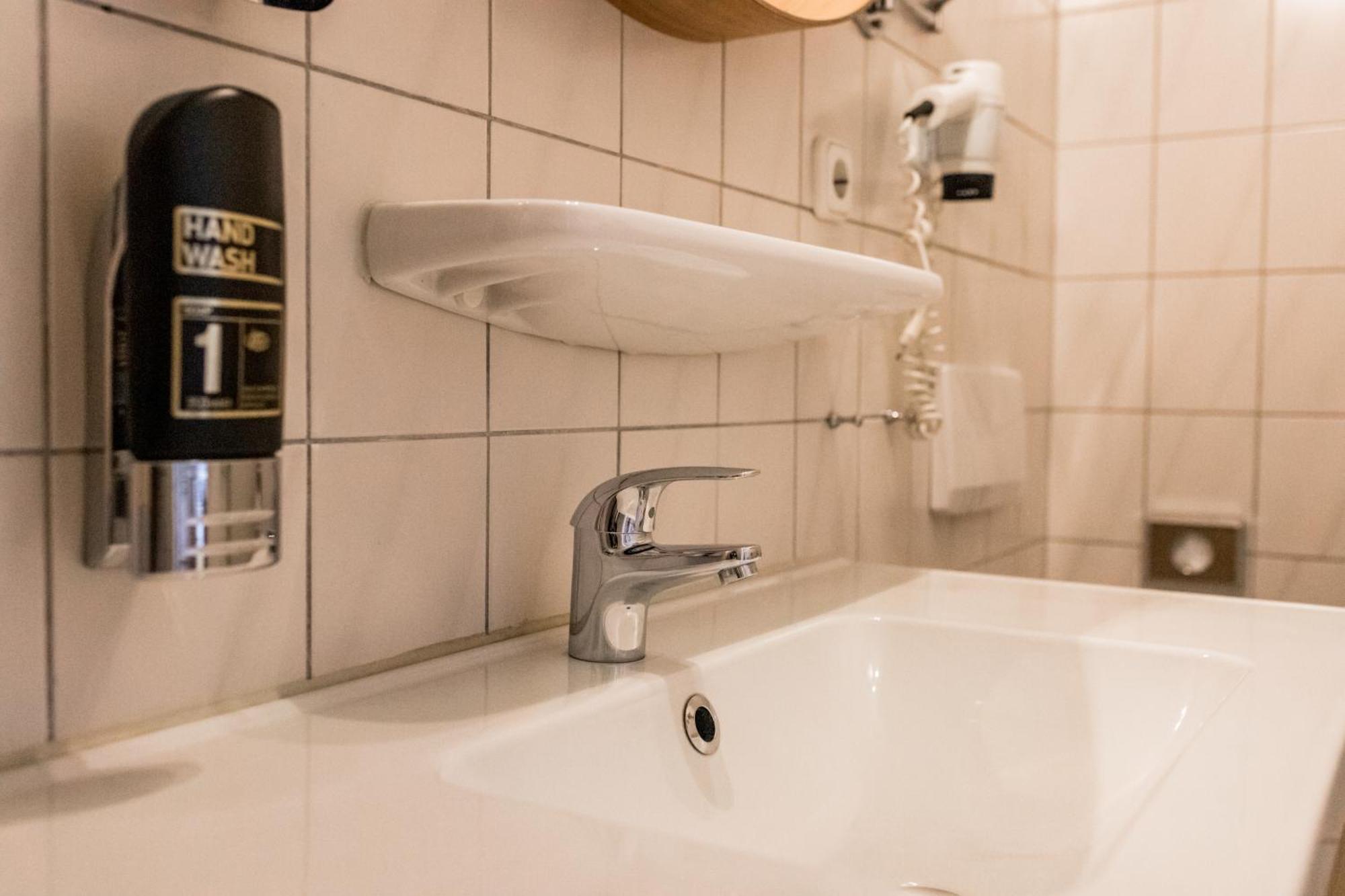 Kurhotel Quellenhof Bad Bertrich Zewnętrze zdjęcie